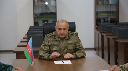 Prezidentin köməkçisi Naxçıvana getdi, müşavirə keçirdi