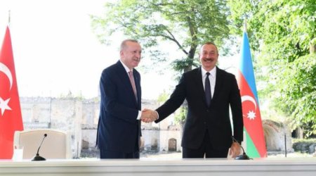 Azərbaycan və Türkiyə prezidentləri arasında telefon danışığı olub