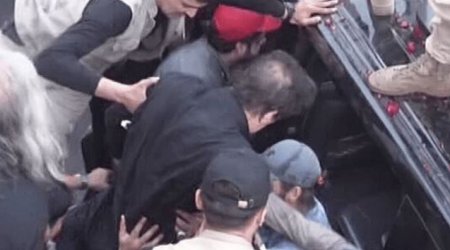 İmran Xana qarşı sui-qəsd cəhdi - Yaralılar var