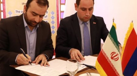 İranın Kerman və Ermənistanın Armavir şəhərləri arasında qardaşlıq sazişi imzalanıb