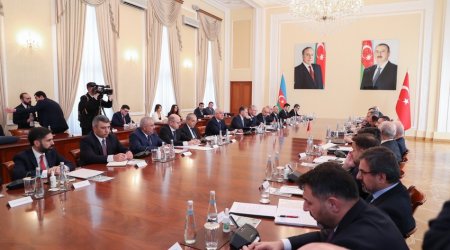 Azərbaycan-Türkiyə birgə Hökumətlərarası Komissiyanın iclası keçirilib