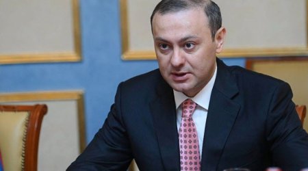 Qriqoryan: Sülh müqaviləsi ilə bağlı Bakı və Rusiyanın təklifləri var