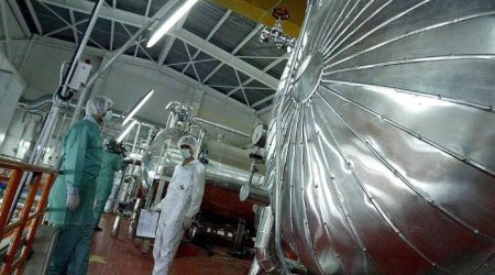 İran daşıyıcı raketi sınaqdan keçirdi