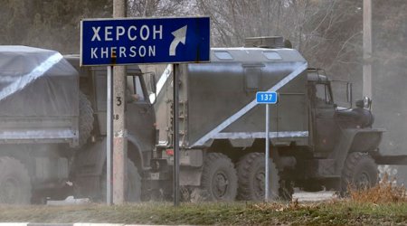 Rus qoşunları Xersondan çıxır