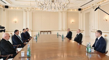 İlham Əliyev Avropa Olimpiya Komitələrinin prezidentini qəbul edib