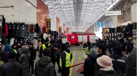 Moskvada azərbaycanlı iş adamlarına məxsus bazar yanır