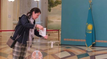 Qazaxıstanda növbədənkənar prezident seçkiləri keçirilir
