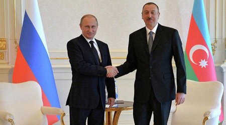Əliyev və Putin arasında telefon danışığı olub