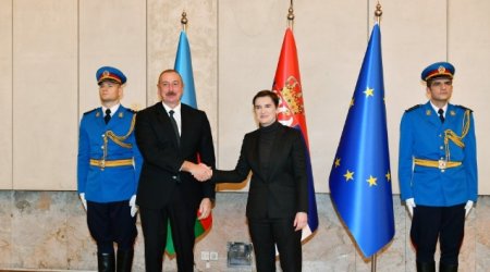İlham Əliyevin Serbiyanın Baş naziri ilə geniş tərkibdə görüşü oldu - Yenilənib