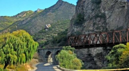 Zəngəzurla bağlı müzakirələri Ermənistanla deyil, Rusiya ilə aparırıq