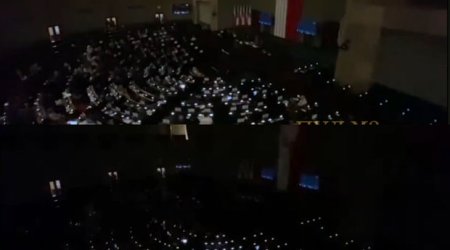 Заседание сессии ПА ОБСЕ в Варшаве началось в темноте в знак солидарности с Украиной