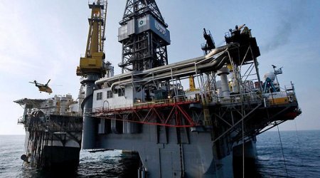 Aİ-nin Rusiya neftinin tədarükünə embarqosu qüvvəyə minir