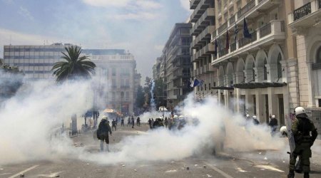 Yunanıstanda iğtişaşlar başlayıb