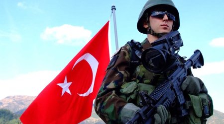 Türk əsgəri daha 11 terrorçunu məhv etdi