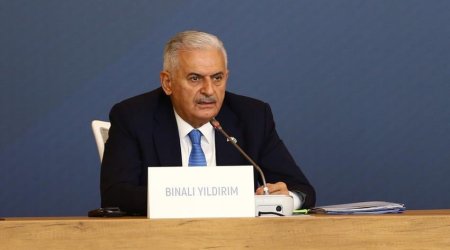 Binali Yildirim commemorates Great Leader Heydar Aliyev