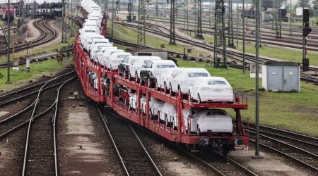 Azərbaycan avtomobil idxalını 18 % azaldıb