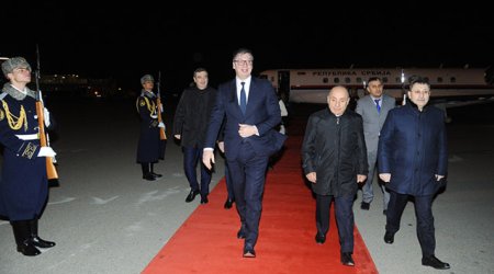 Serbiya Prezidenti Azərbaycana gəldi