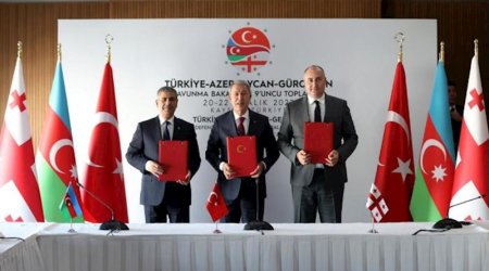 Türkiyədə üçtərəfli görüşə dair sənəd imzalandı