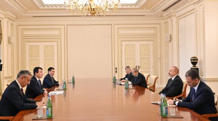 İlham Əliyev Özbəkistanın Baş nazirini qəbul edib - YENİLƏNİB