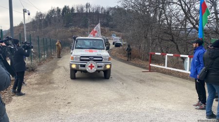 BQXK-nın daha üç avtomobili Xankəndi-Laçın yolunda maneəsiz şəkildə hərəkət edib