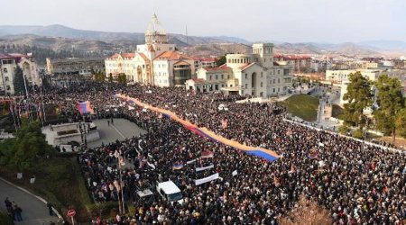 Ermənilər Xankəndidə etiraz aksiyası keçiriblər - Fotolar
