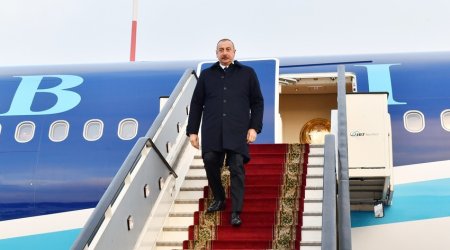 İlham Əliyev Sankt-Peterburq şəhərində işgüzar səfərdədir