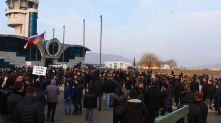 Ermənilər Xankəndi hava limanını bağladı - Volkovla görüş tələb edirlər