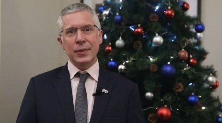 Посол Великобритании поздравил азербайджанский народ