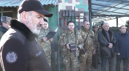 Paşinyan Azərbaycanla sərhədə gəldi