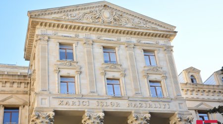 Rəsmi Bakı Ermənistana çağırış edib