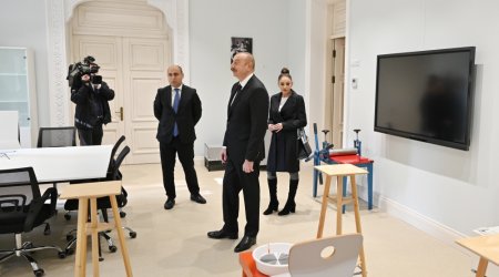 Prezidentlə xanımı Bakıda Uşaq-Gənclər İnkişaf Mərkəzində - Fotolar