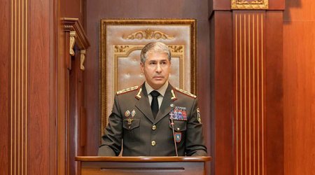 Vilayət Eyvazov polislərdən vətəndaşlara nəzakətli davranmağı tələb etdi