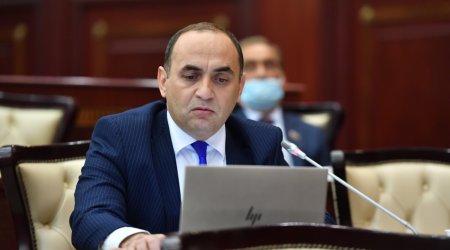 Azərbaycan təhsili tənəzzülə gedir - DEPUTAT