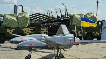 Türkiyə Ukraynaya “Bayraktar”lar bağışlayıb