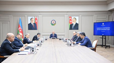 İqtisadi Şuranın iclası keçirilib