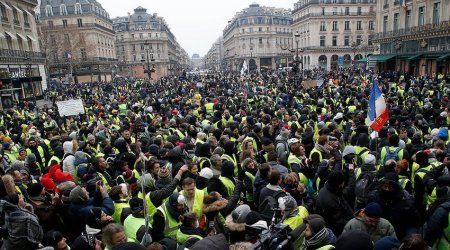 Fransada bir gündə 200-dən çox nümayişin keçirilməsi planlaşdırılır