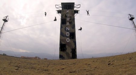 Azərbaycan komandolarının taktiki-xüsusi məşqləri davam etdirilir -VİDEO