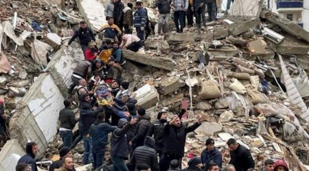 Kahramanmaraşda 122 saatdan sonra 70 yaşlı qadın xilas edilib