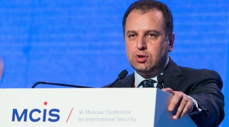 Ermənistanın sabiq müdafiə naziri axtarışa verilib