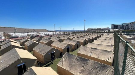 Azərbaycan Kahramanmaraşda növbəti 300 çadırlıq şəhərcik qurub