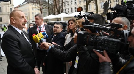 İlham Əliyev Münhendə televiziya kanallarına müsahibə verdi