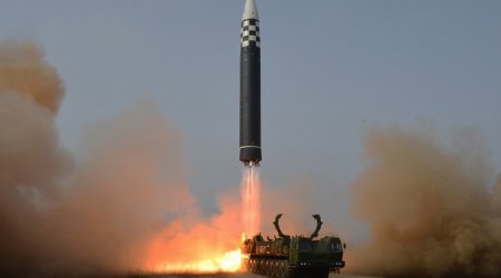 КНДР запустила межконтинентальную ракету 