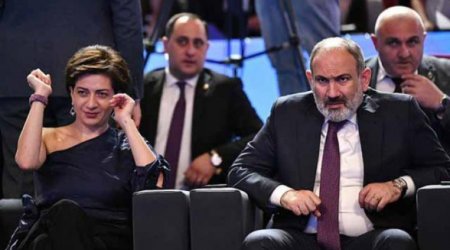 Ermənistan mətbuatı Paşinyan və xanımını məşhur kriminal cütlüyünə bənzətdi