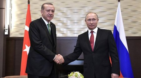 Ərdoğanla Putin arasında telefon danışığı olub