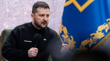 Зеленский заявил, что не заинтересован во встрече с Путиным