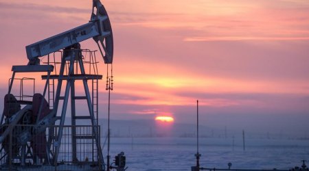 Azerbaijani oil price drops