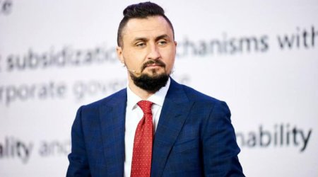 Zelenski şirkət rəhbərini özünə müşavir təyin etdi