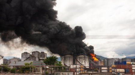 Nigeriyada neft boru kəmərinin partlaması nəticəsində ölənlərin sayı 15-ə çatıb