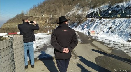 Xarici jurnalistlər Xankəndi-Laçın yolunda aksiya barədə məlumatlandırılıblar