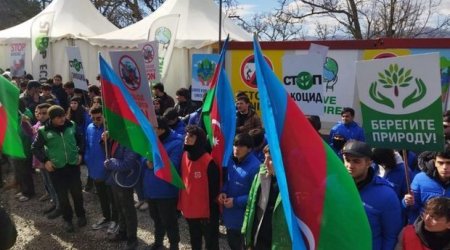Акция протеста на дороге Ханкенди - Лачын продолжается 90-й день